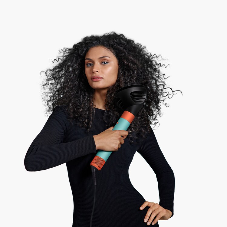 Airwrap i.d. ™ Straight to Wavy -  multistyler och hårfön