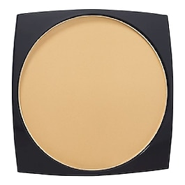 Double Wear Stay-in-Place Matte Powder Foundation SPF 10 image