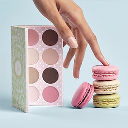 EL x Ladurée -  Eyeshadow Palette