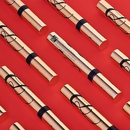 Sumptuous Extreme Lash - Multiplying Volume Mascara