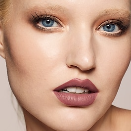 Stunna Lip Paint Longwear Fluid Lip Color
