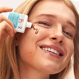 Bronze + Glow Drop - Picături de bronzare și strălucire, cu niacinamida