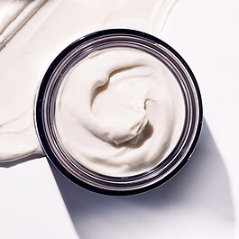 Black Tea Overnight Mask - Siyah çaylı nemlendirici gece maskesi