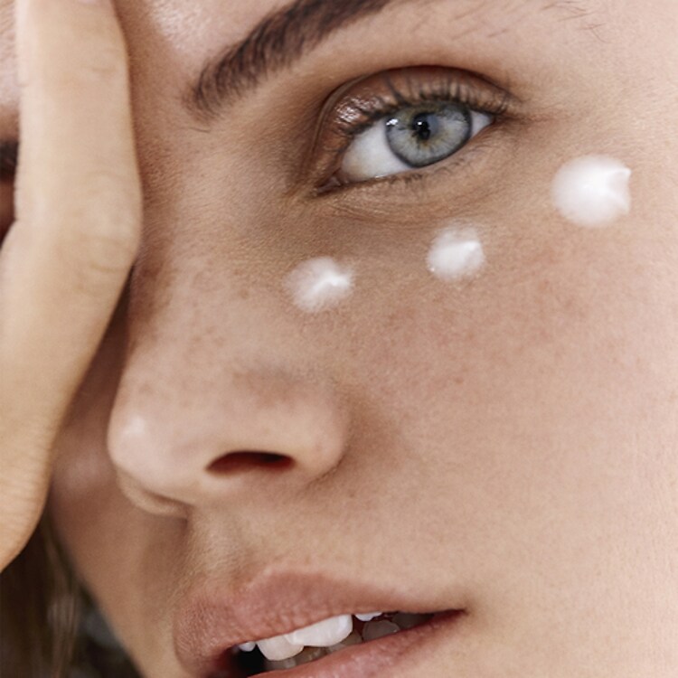 Lotus Eye Cream - Crème yeux premières rides au lotus