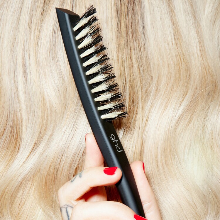 The Final Touch - Narrow Dressing Brush