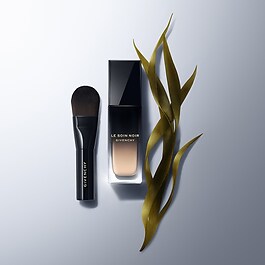 Le Soin Noir - Fond de Teint Sérum
