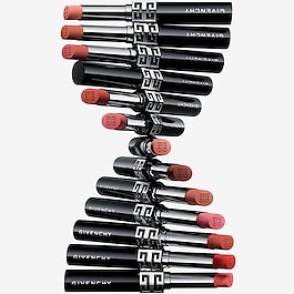 Le Rouge Velvet Matte - Rossetto a Lunga Tenuta Rimpolpante