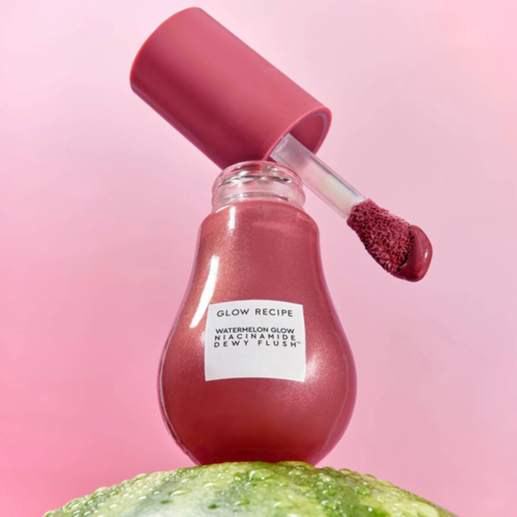 Watermelon Glow Niacinamide Dewy Flush - Blush Liquide Éclaircissant