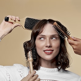 The Blow-Dry Brush N°1 - Hřeben pro středně dlouhé vlasy