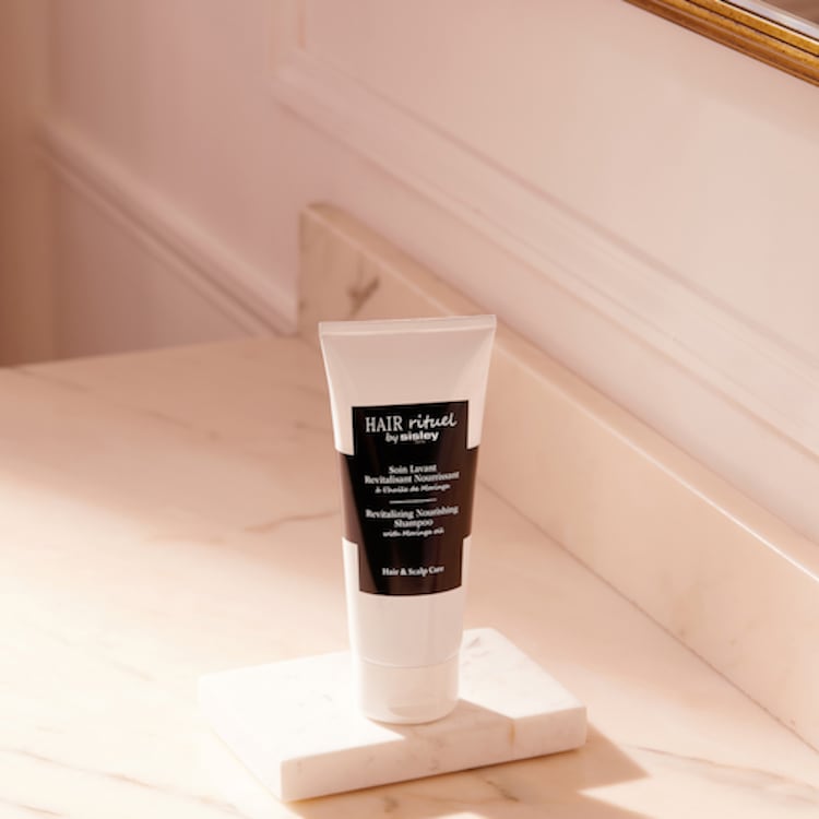 Soin Lavant Revitalisant Nourrissant