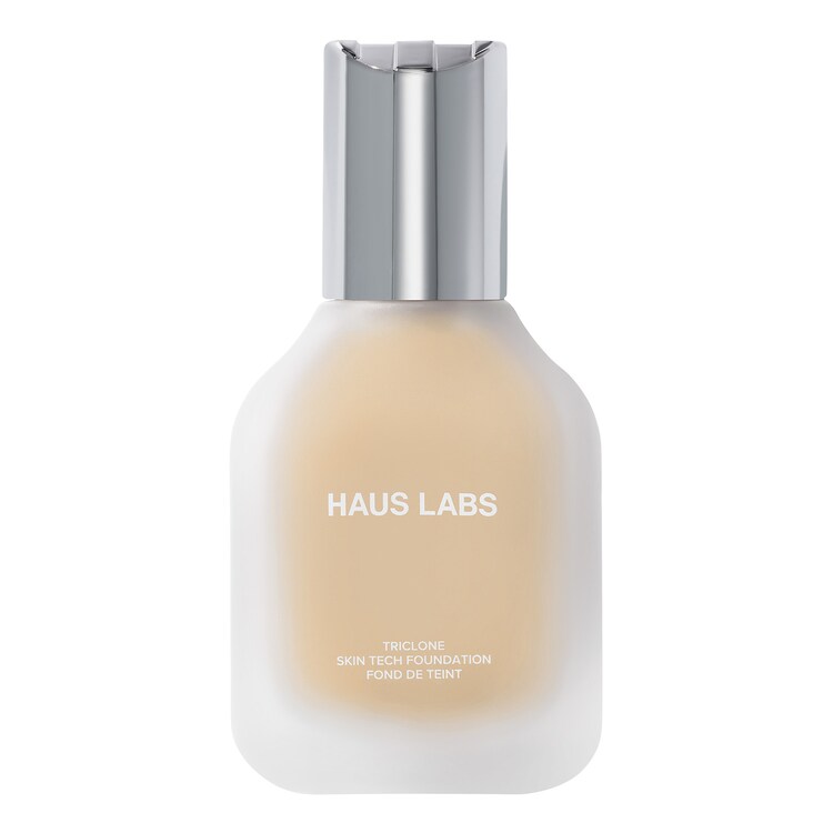 Triclone Skin Tech Foundation - Fond de ten cu acoperire medie