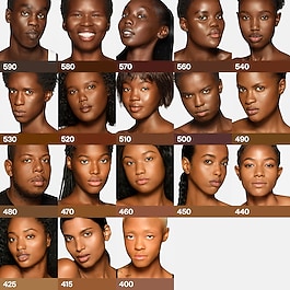 Triclone Skin Tech Foundation - Fond de ten cu acoperire medie