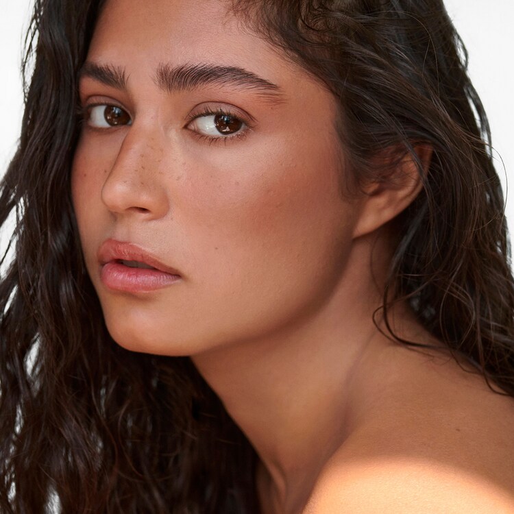 Power Sculpt Velvet Bronzer with Fermented Arnica - Polvere abbronzante