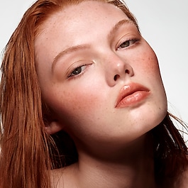 Color Fuse Longwear Glassy Lip + Cheek Balm Blush Stick - Ρουζ σε κρέμα