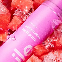 Fluoride + - Dentifricio