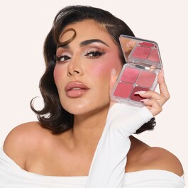 Blush Filter Blurring Blushlighters Palette - Paletka tv&aacute;řenek a rozjasňovače