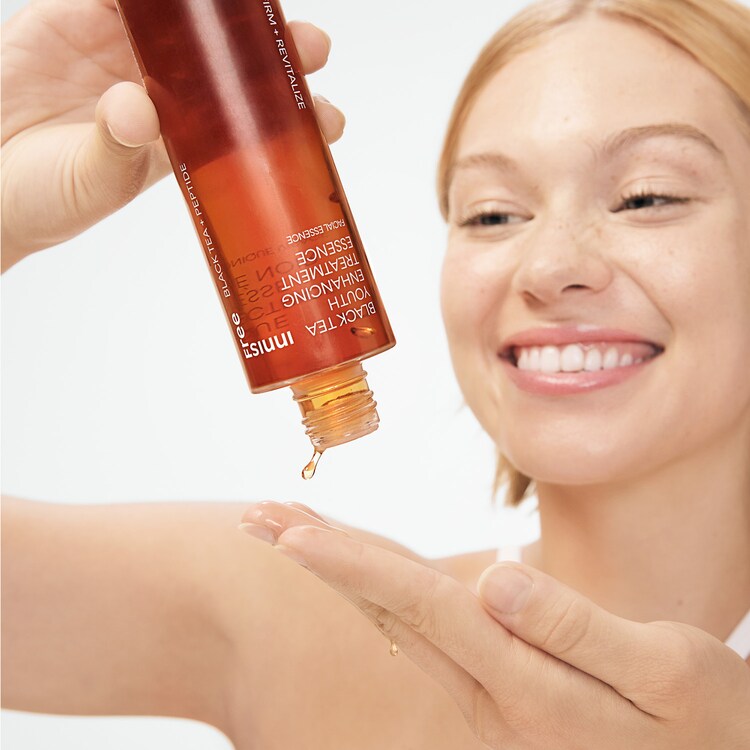 Lotion Tonique Perfectrice Jeunesse Au Thé Noir - Toner Raffermissant et lissant