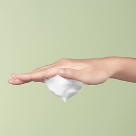 Green Tea Hydrating Amino Acid Cleansing Foam