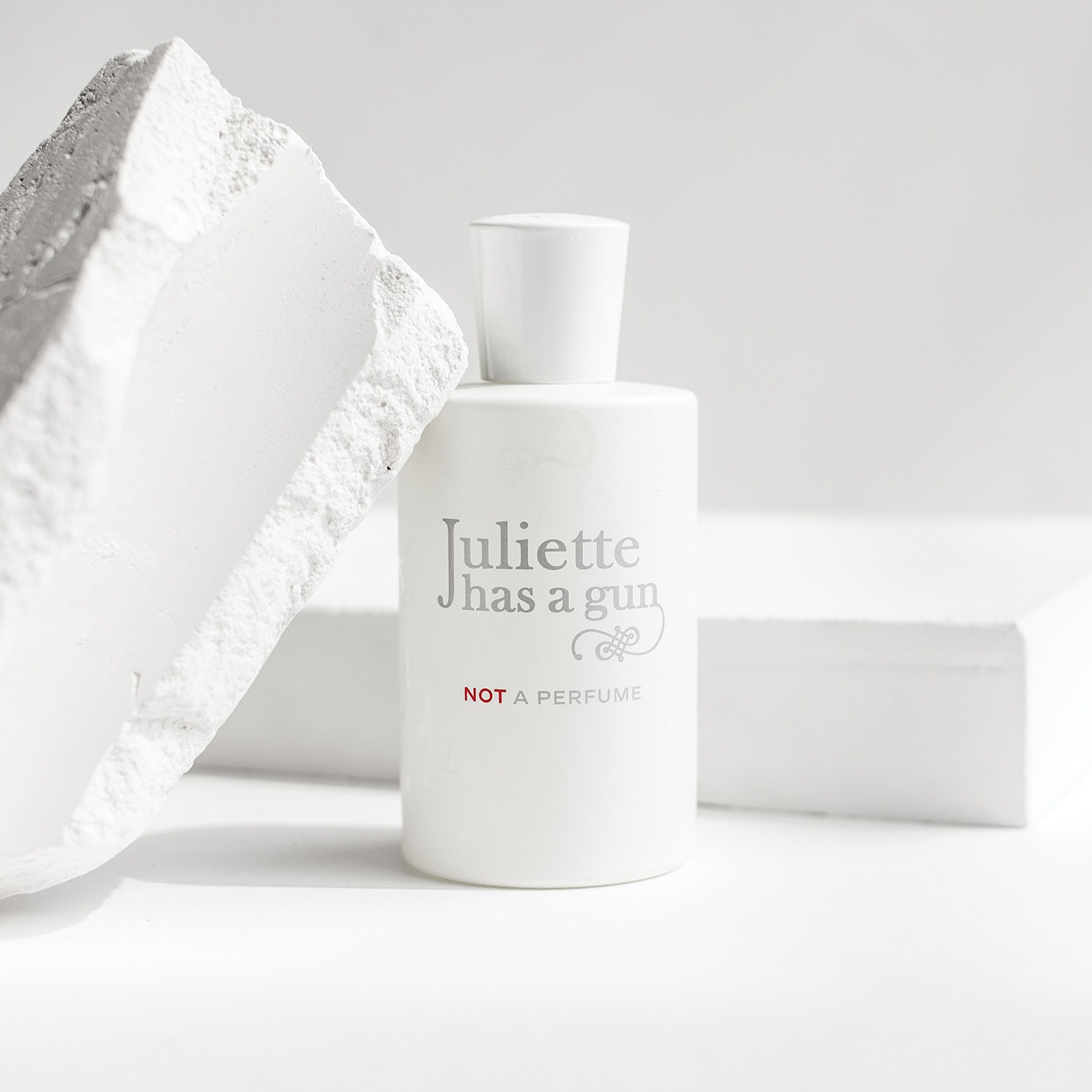 ノット ア パフューム 100ml NOT A PERFUME 公式】ノット ア パフューム オードパルファム｜JULIETTE HAS A