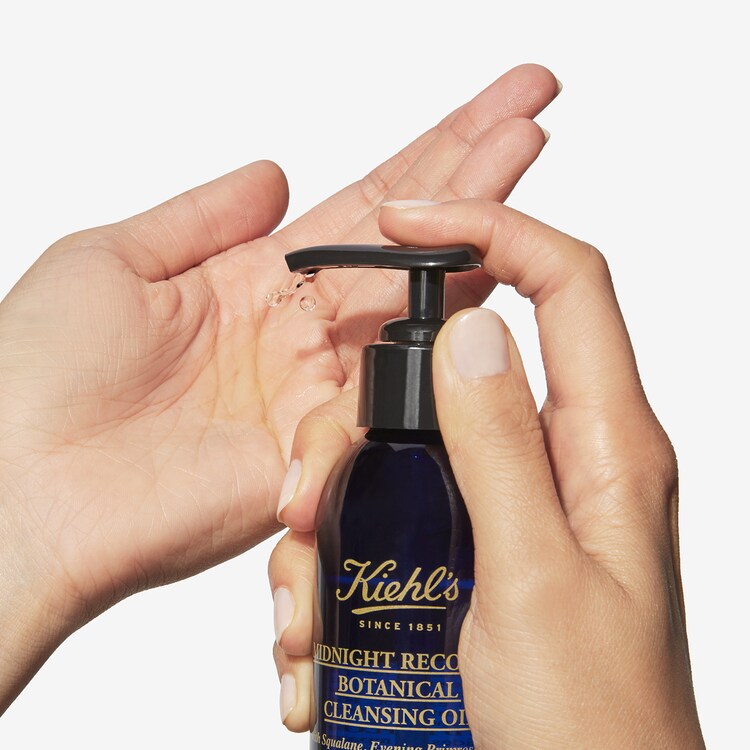 Kiehl´s Midnight Recovery Botanical Cleansing Oil-  Limpiador facial 