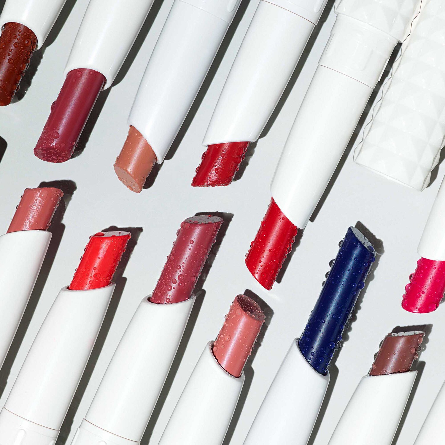Rouge à Lèvres KVD Epic Kiss, Teinte Zine Queen 15, 1.05g, Pour Femme - Neuf