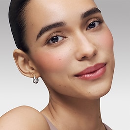 Glossy Pout - óleo de lábios com cor