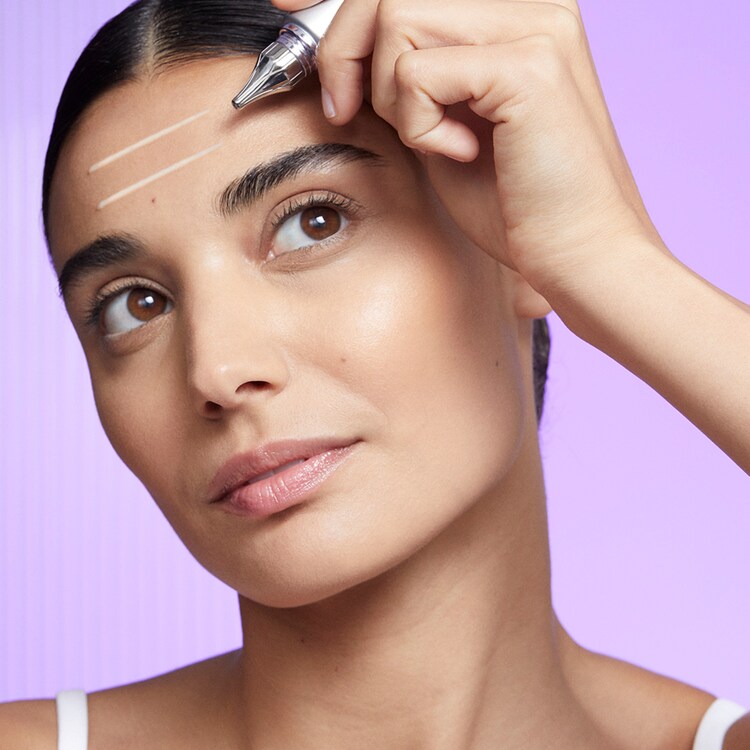 Perfectionist Pro Multi-Zone Wrinkle Concentrate with Niacinamide + Chlorella