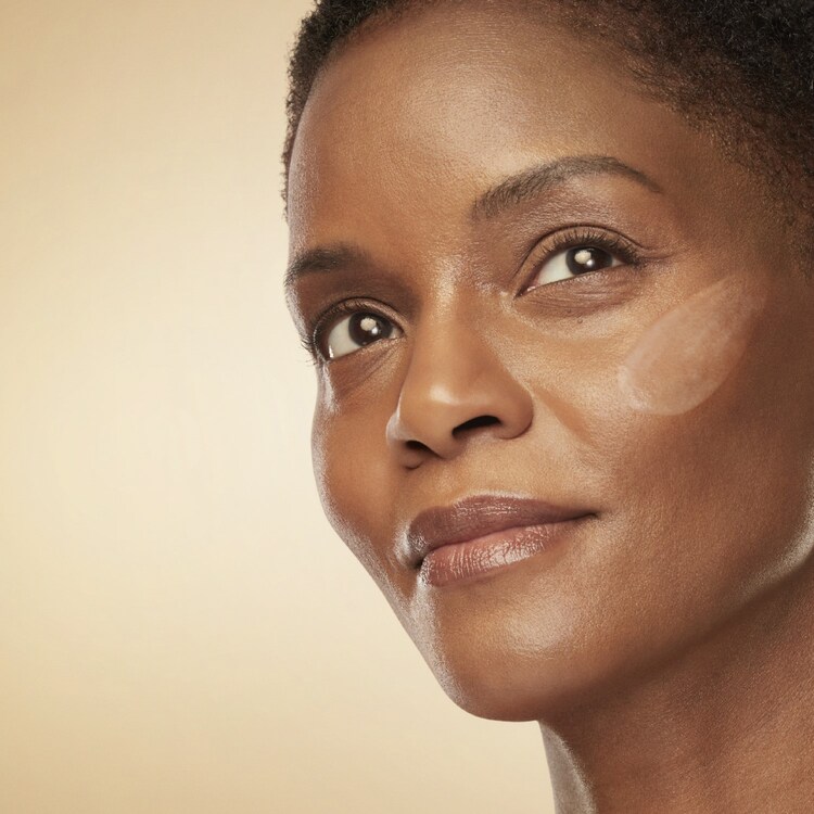 Revitalizing Supreme+ Youth Power Soft Milky Lotion - Krem