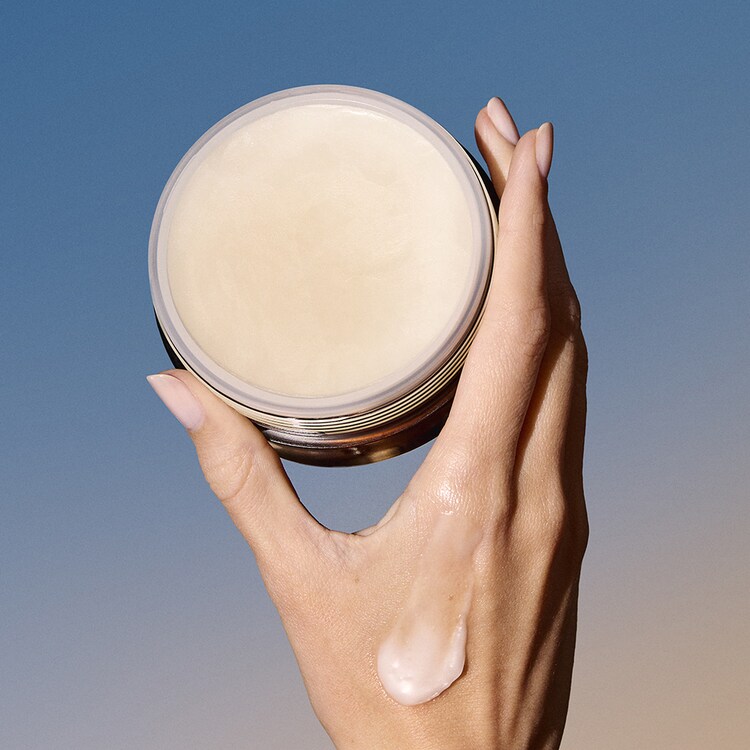 Advanced Night Repair Cleansing Balm with Lipid-Rich Oil Infusion