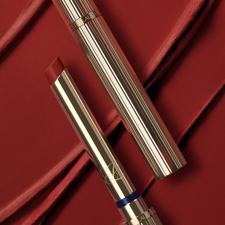 Pure Color Explicit Matte Silk - Matte Lipstick