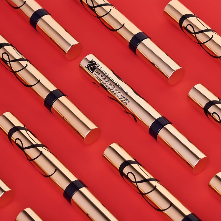 Sumptuous Extreme Lash - Multiplying Volume Mascara