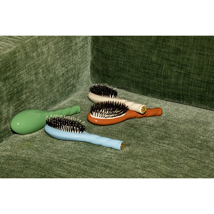 N.07 La Petite Brosse Démêlante & Stimulante - L'Intense 