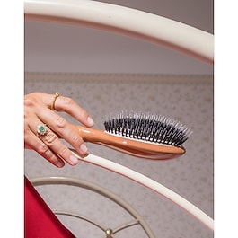 N.02 L'INDISPENSABLE - La Brosse Indispensable