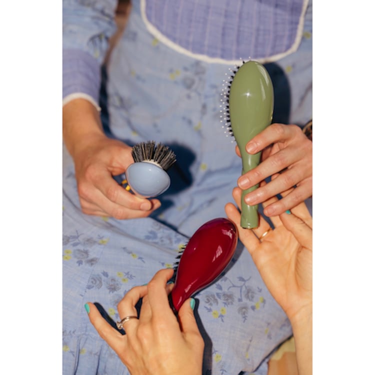 N.01 L'UNIVERSELLE - La Petite Brosse Soin Universelle