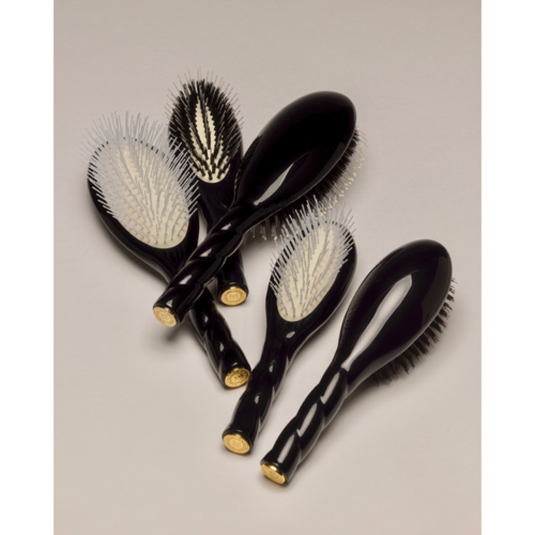 N.01 L'UNIVERSELLE - La Petite Brosse Soin Universelle