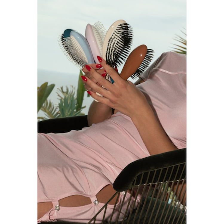 La Petite Brosse N°4 La Massante – En Nylon Boulé pour Tous Types de Cheveux