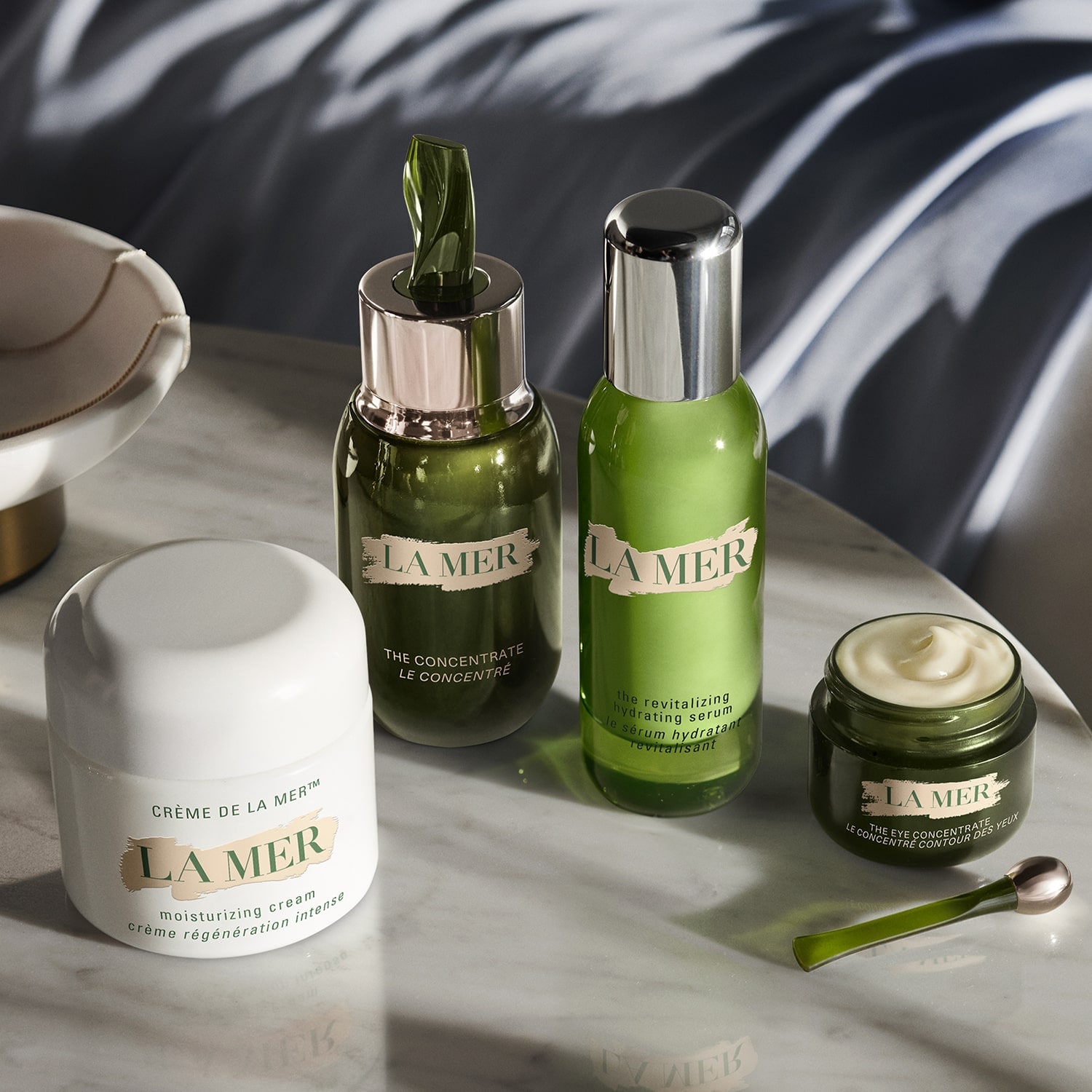 The Revitalizing Hydrating Serum - Serum hidratant si revitalizant