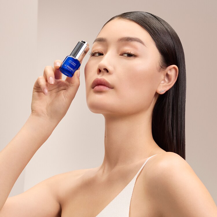 Skin Caviar Essence Yeux