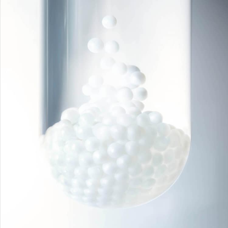 White Caviar Pearl Infusion Serum - Sérum Illuminateur pour Visage