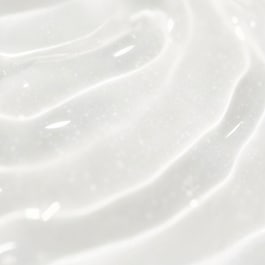 White Caviar Light Infusion Essence - Lotion illuminatrice et raffermissante