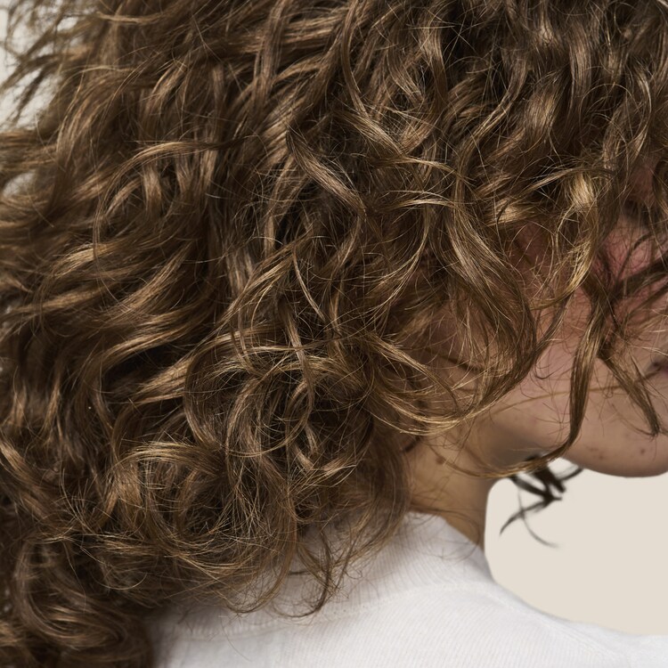 Curl Enhancer - Trattamento modellante rivitalizzante per capelli mossi