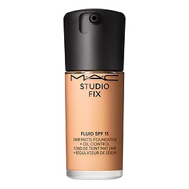 Studio Fix Fluid SPF15 - Fond de teint mat longue tenue enrichi en soin