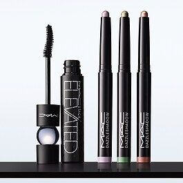 Eye Shadow en Stick Dazzleshadow - Fard à paupières en stick métallisé