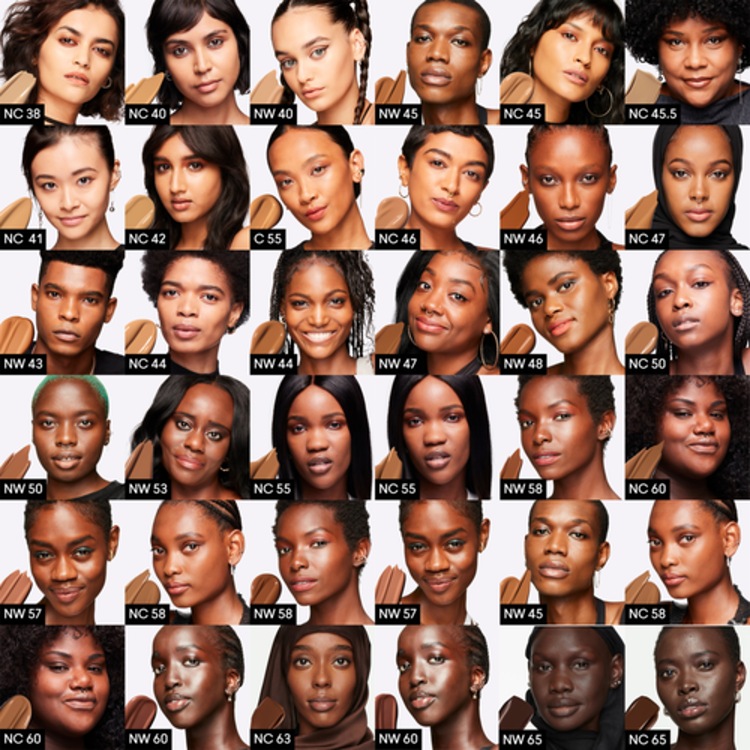 Studio Fix Fluid SPF15 - Fond de teint mat longue tenue enrichi en soin