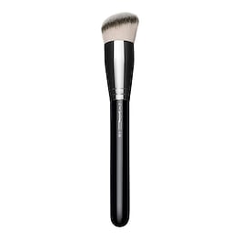 Synthetic Rounded Slant Brush 170 - Pinceau Biseauté pour le Teint image