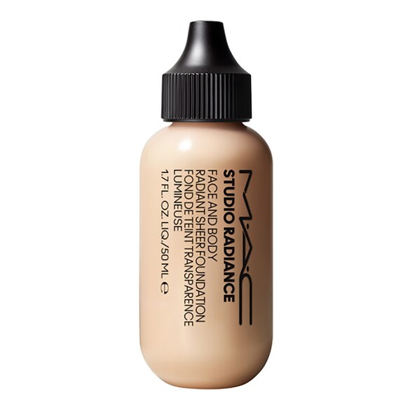 Studio Radiance Face & Body Radiant Sheer Foundation - Fond de Teint, M.A.C