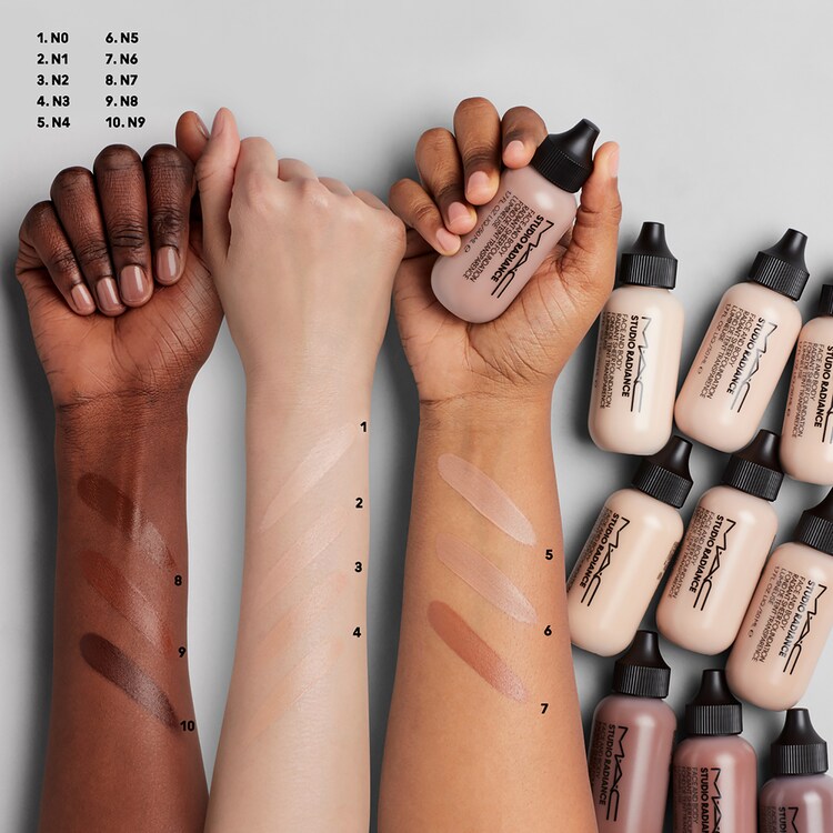 Studio Radiance Face & Body Radiant Sheer Foundation - Fond de Teint