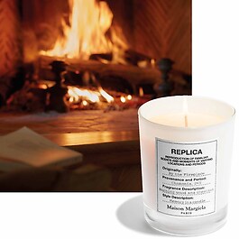 Replica By The Fireplace Candle - Vonná svíčka
