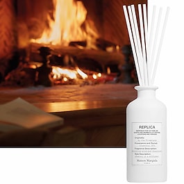 Replica By The Fireplace - Dyfuzor drzewno-bursztynowy