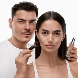 SurrealSkin™ Natural Finish Foundation - Natürliche Flüssig-Foundation